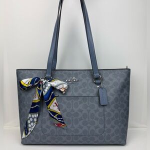 Coach Station Tote Bag Canvas Silver/Chambray CCD69 with a free unbranded scarf